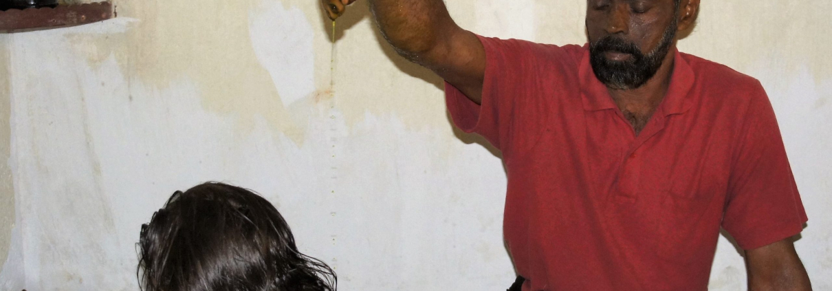 Ganzkörpermassage Uzichil